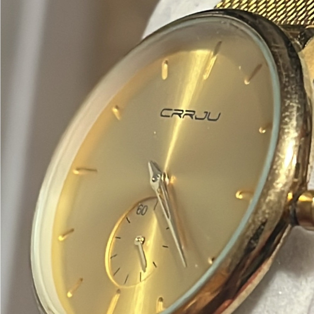 Raj Luxurious Gold Men's Watch